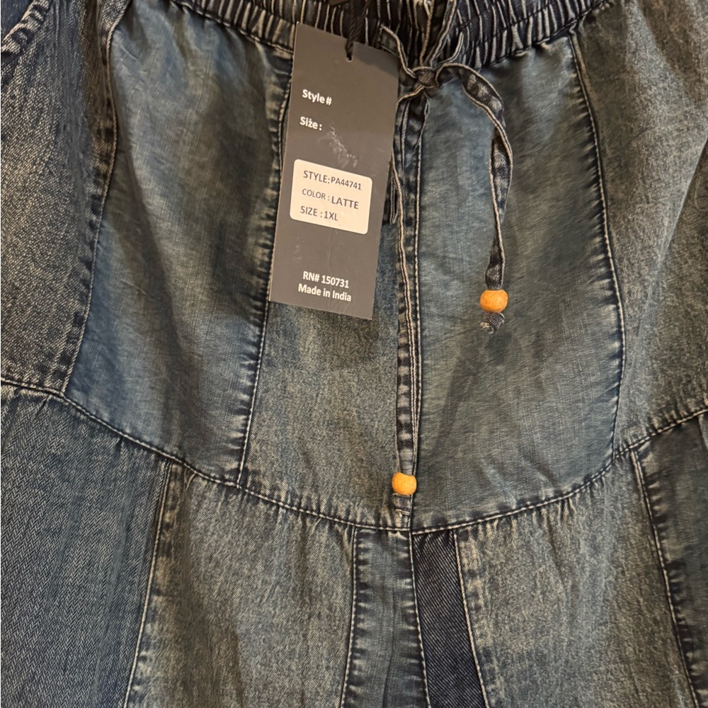 NWT- Young Threads Tiered Wide Leg Pants - Picture 3 of 6